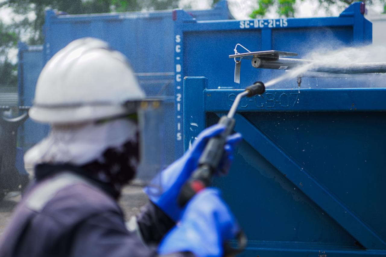 Blasting and Painting